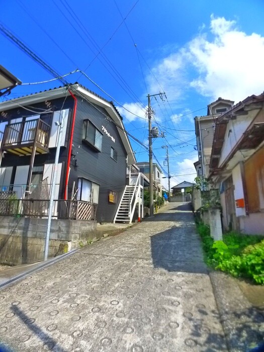 周辺環境 プチシャトー若草