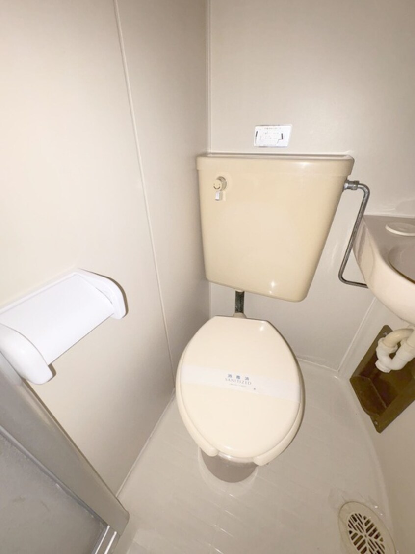 トイレ プチシャトー若草