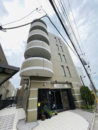 クレストグラード