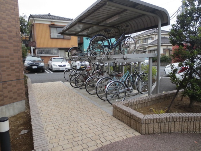 駐輪場 ブランピエール