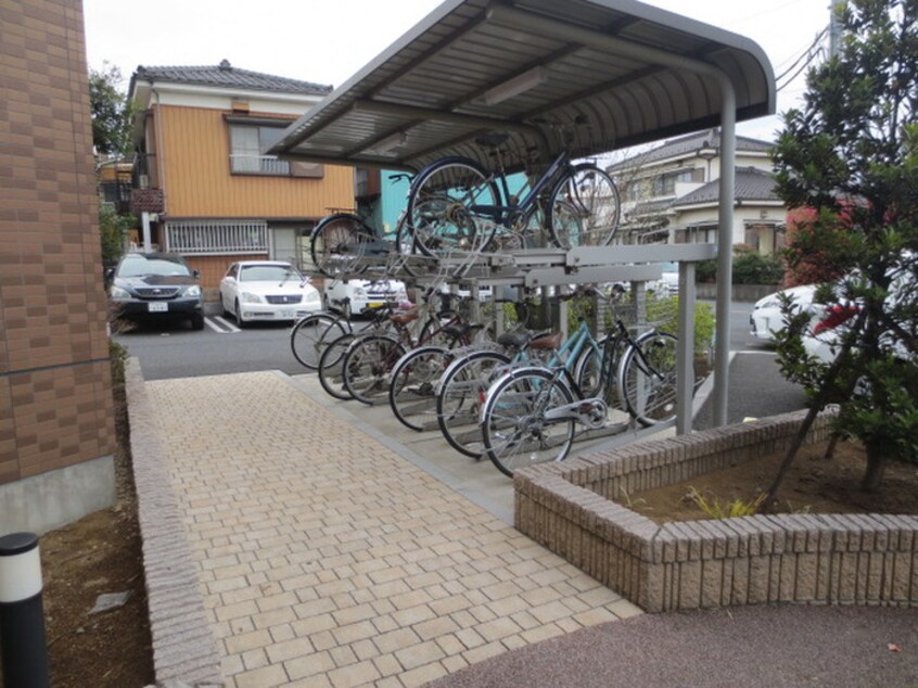 駐輪場 ブランピエール