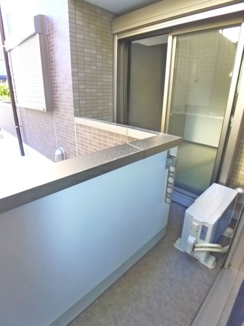 ベランダ・バルコニー パインリーブス