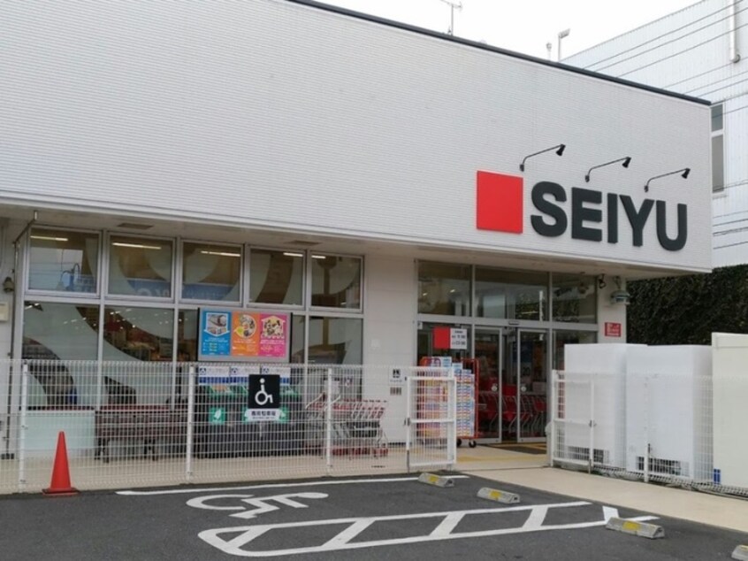 西友高井戸東店(スーパー)まで840m ハイツムギ