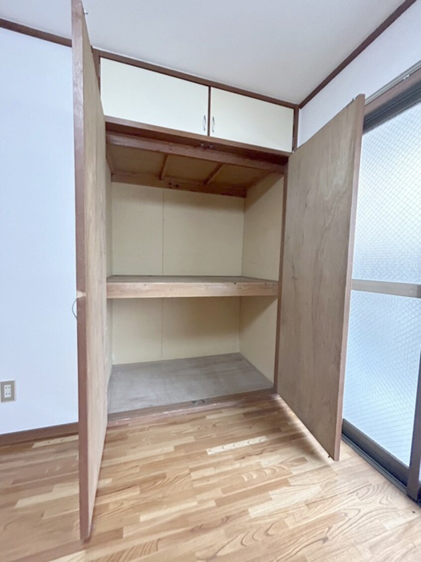 収納 クレスト恋が窪