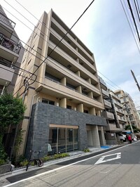 WB　court