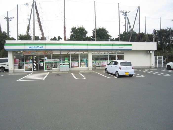 ファミリーマート(コンビニ)まで456m ジェミナイ