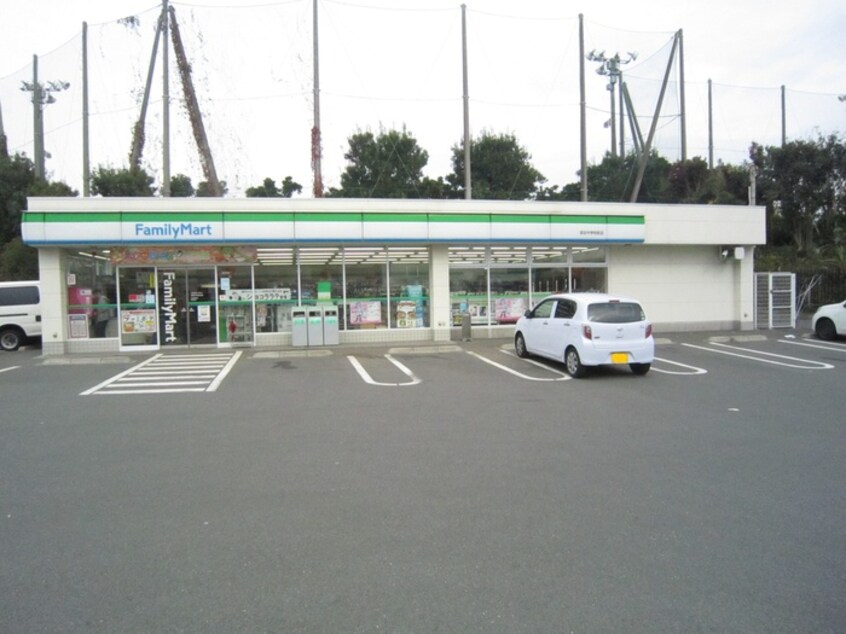 ファミリーマート(コンビニ)まで456m ジェミナイ
