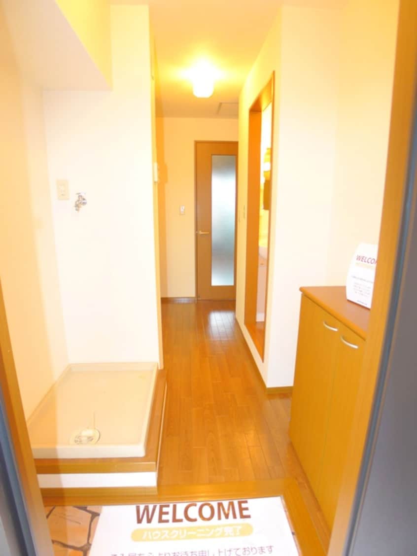 廊下 リヴェ－ル・アイⅡ