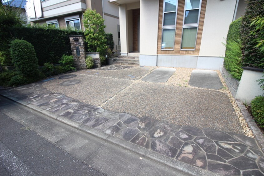駐車場 リーフィア町田やくし台戸建