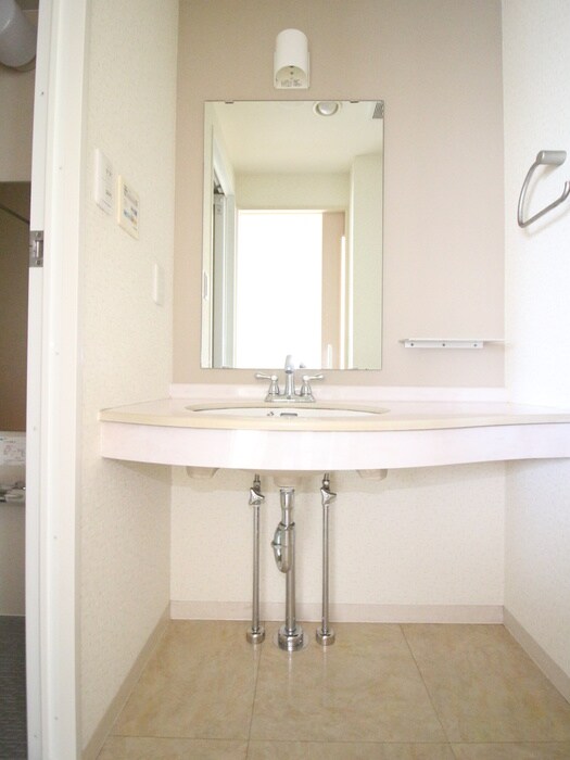 洗面 パステル八芳