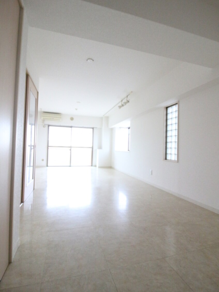 居室 パステル八芳