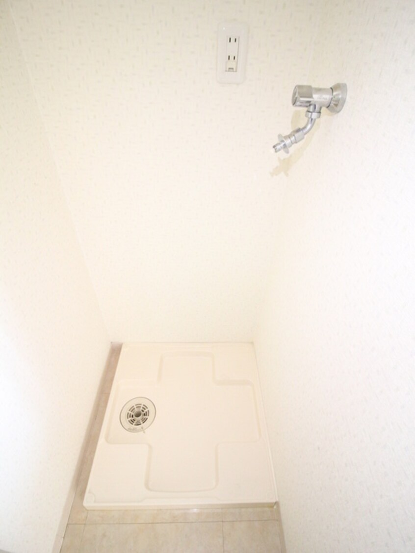 洗濯機置場 パステル八芳