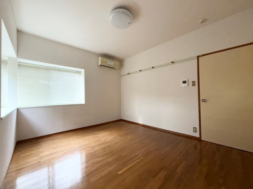 居室 ボ－ジャ－ディン