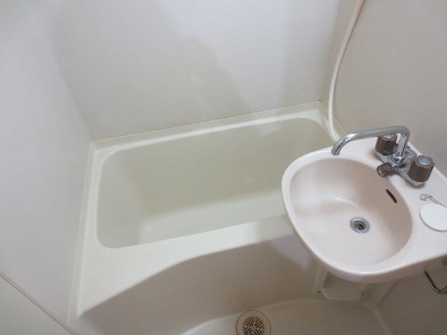 バス／シャワールーム等 ボ－ジャ－ディン