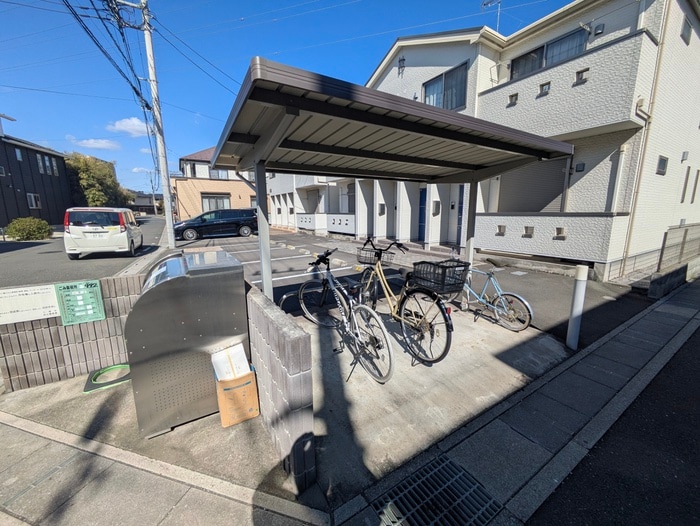 駐輪場 モダン・ビアンキⅡ