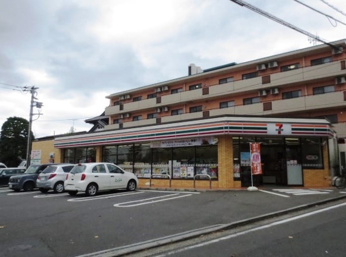 セブンイレブン横浜十日市場東店(コンビニ)まで460m TD西ノ前