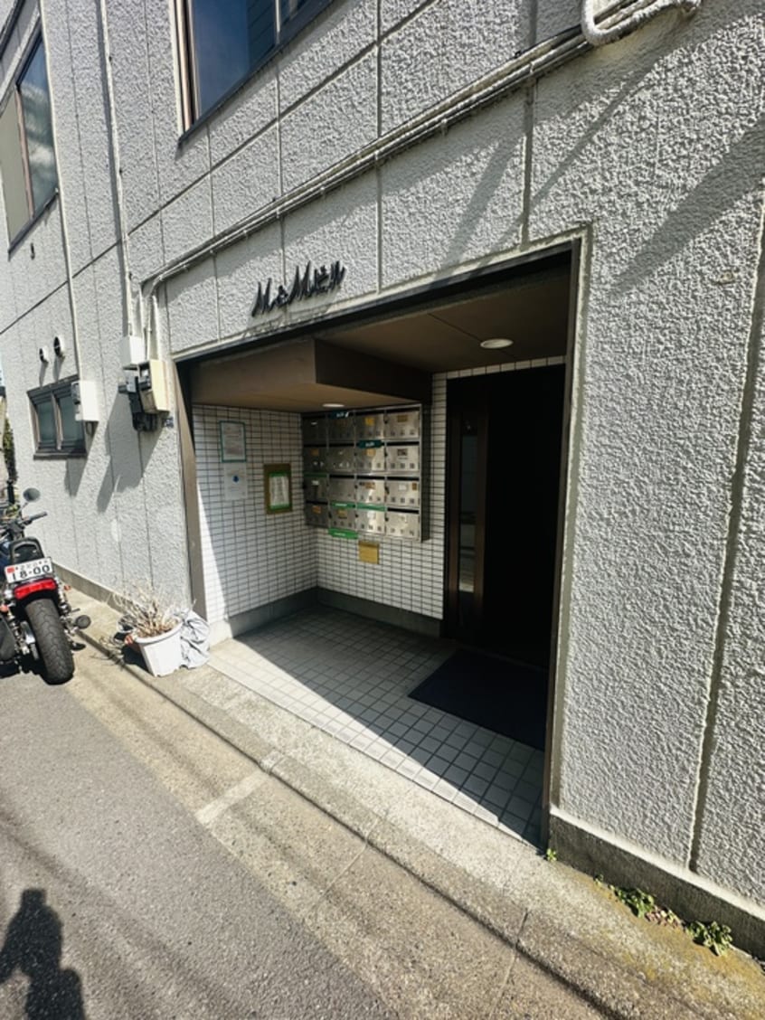 エントランス部分 M＆Mビル