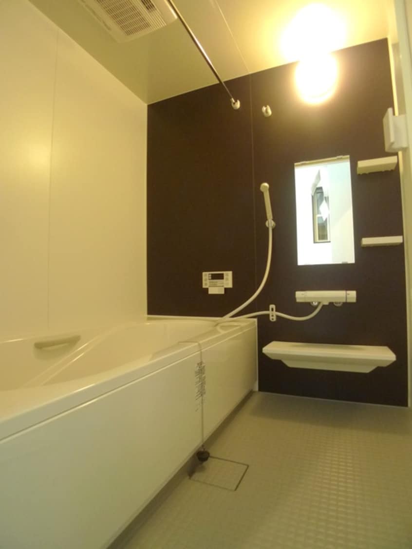 バス／シャワールーム等 ブル－メ・アカイ