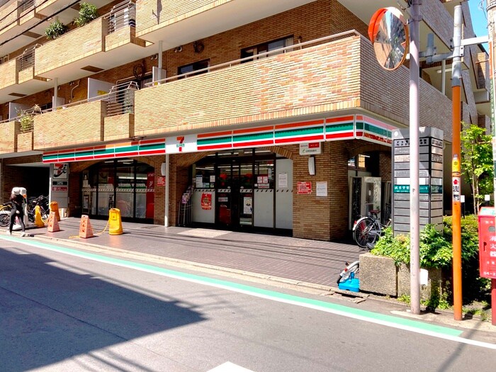 セブンイレブン上目黒3丁目店(コンビニ)まで190m プライムア－バン中目黒