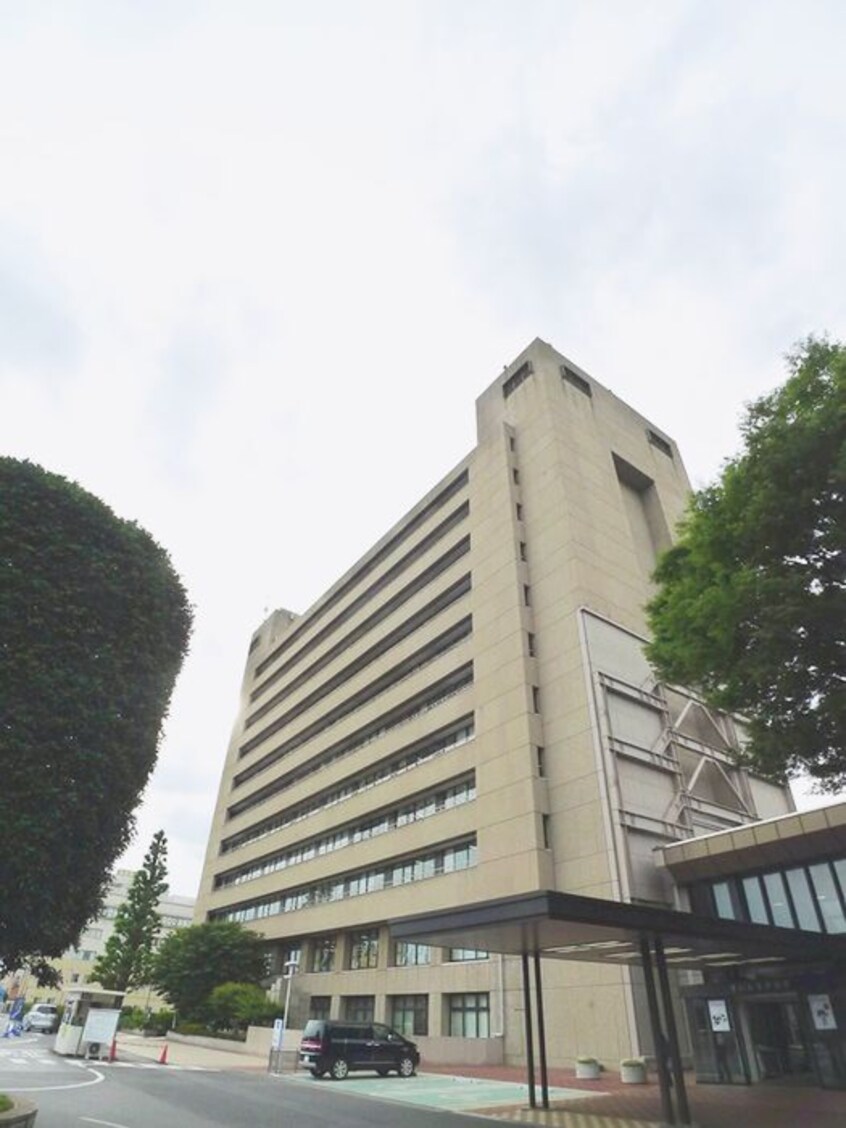 浦和区役所(役所)まで600m エルスタンザ浦和常盤