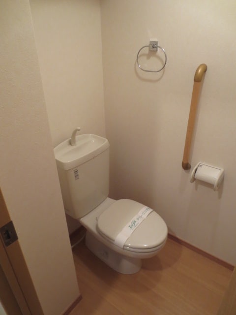 トイレ アルテール戸部