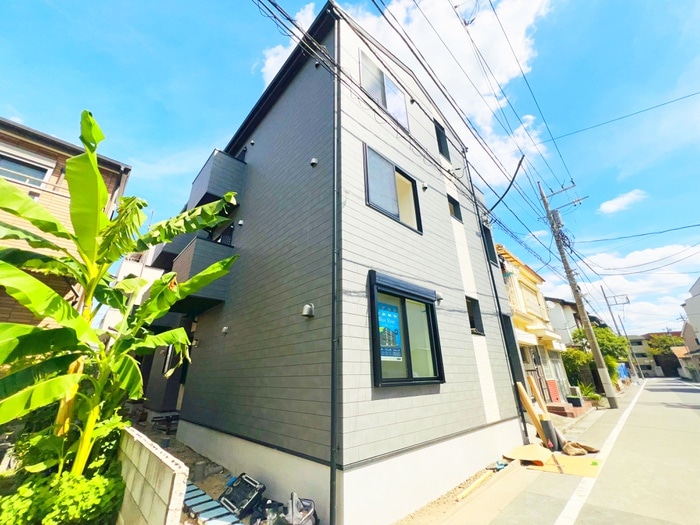 外観写真 ブルーローズ