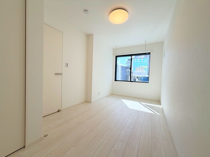 居室 ブルーローズ