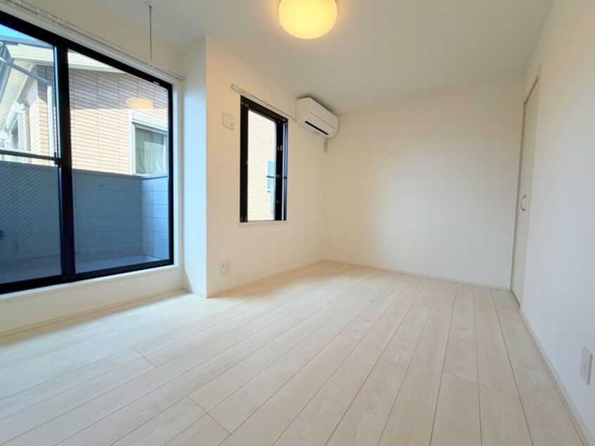 居室 ブルーローズ