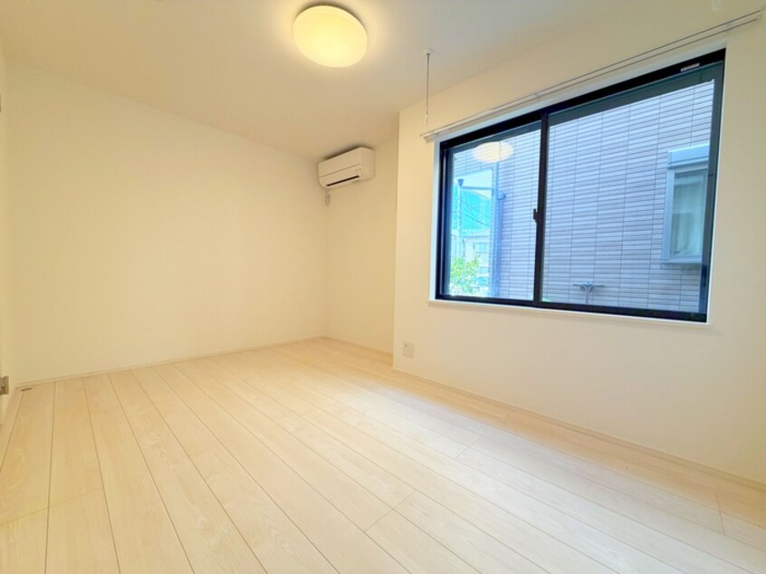 居室 ブルーローズ