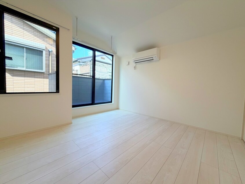 居室 ブルーローズ