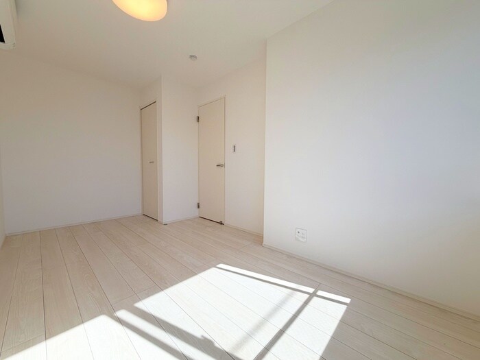 内観写真 ブルーローズ