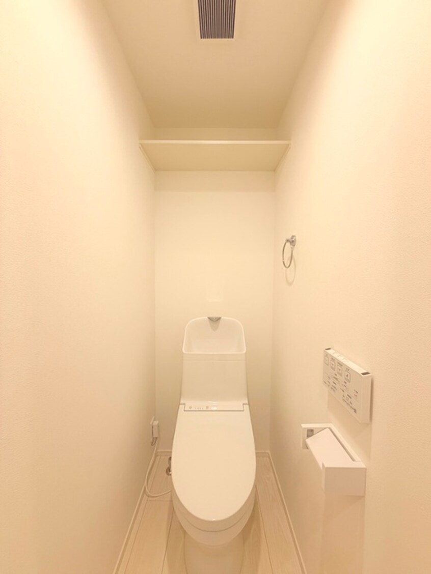 トイレ ブルーローズ