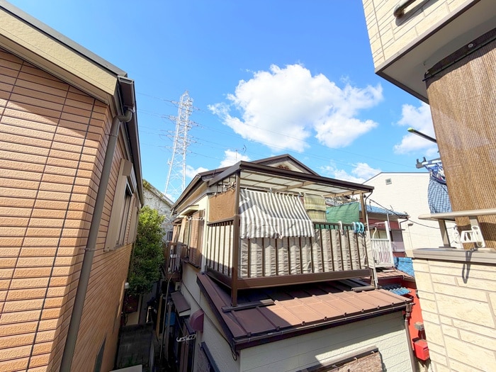 室内からの展望 ブルーローズ