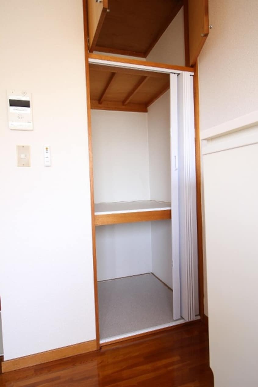 収納 ハウスレディーシックス