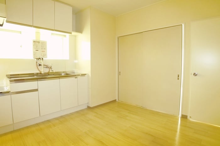 居室 新松戸ビル