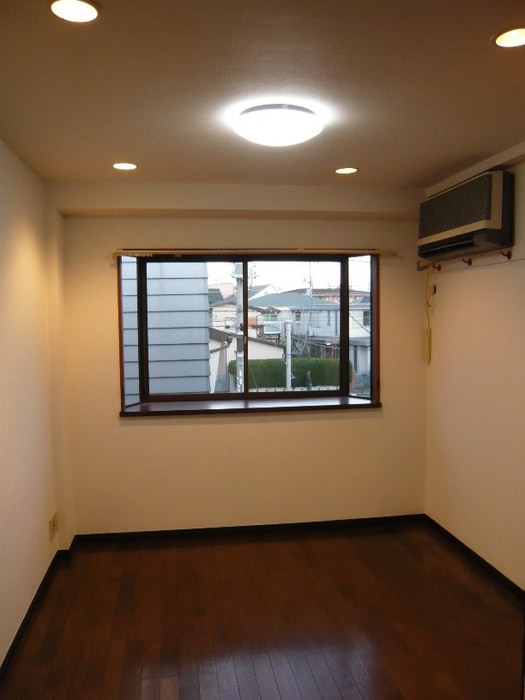 居室 エトワ－ル赤堤