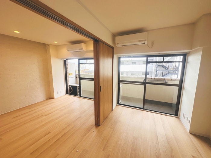 居室 PARK MODERN つつじヶ丘