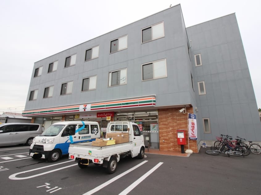 セブンイレブン(コンビニ)まで636m ポートランドB棟