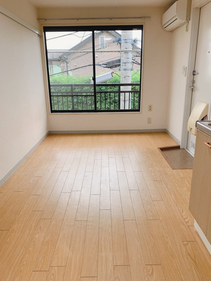 居室 メゾン・ホリコシ