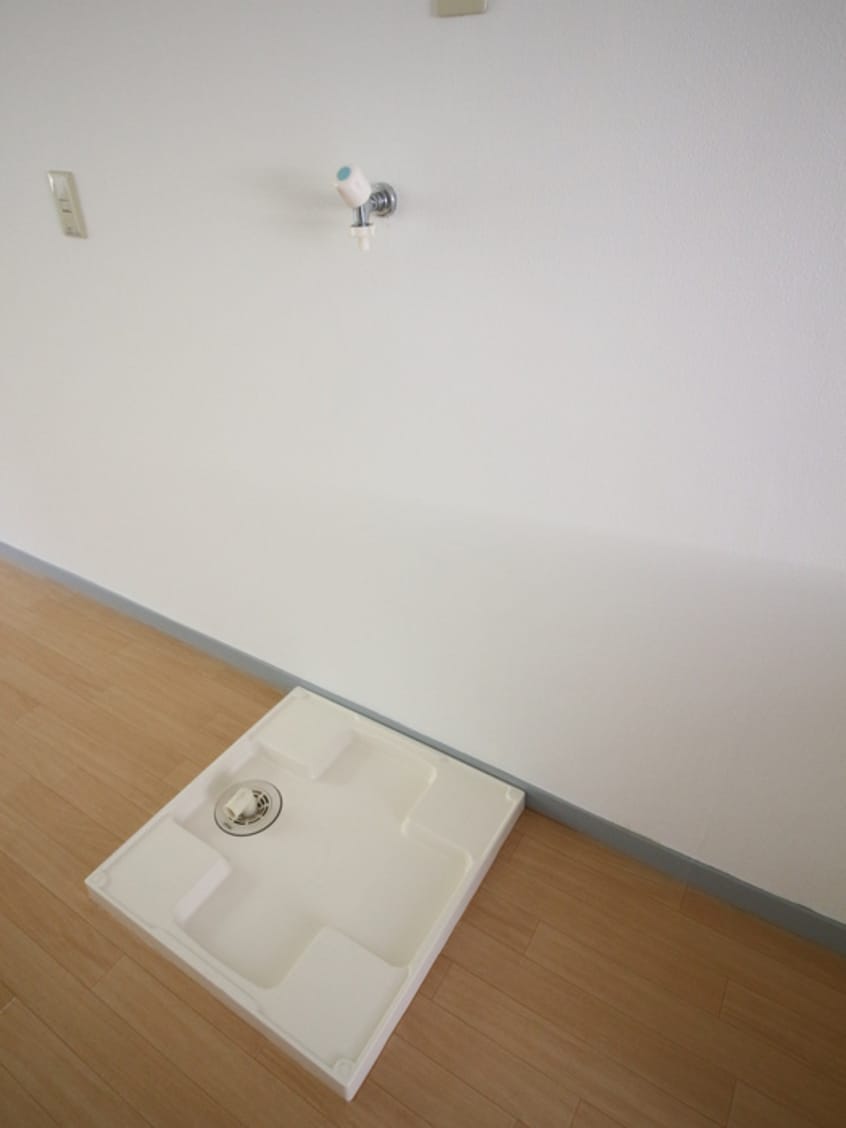 洗濯機置場 ドエル馬絹Ｂ