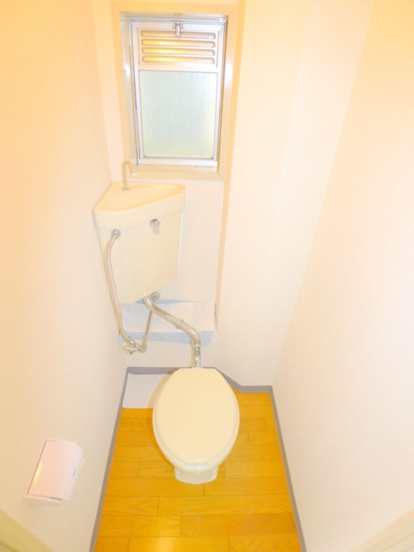 トイレ BASE　B棟