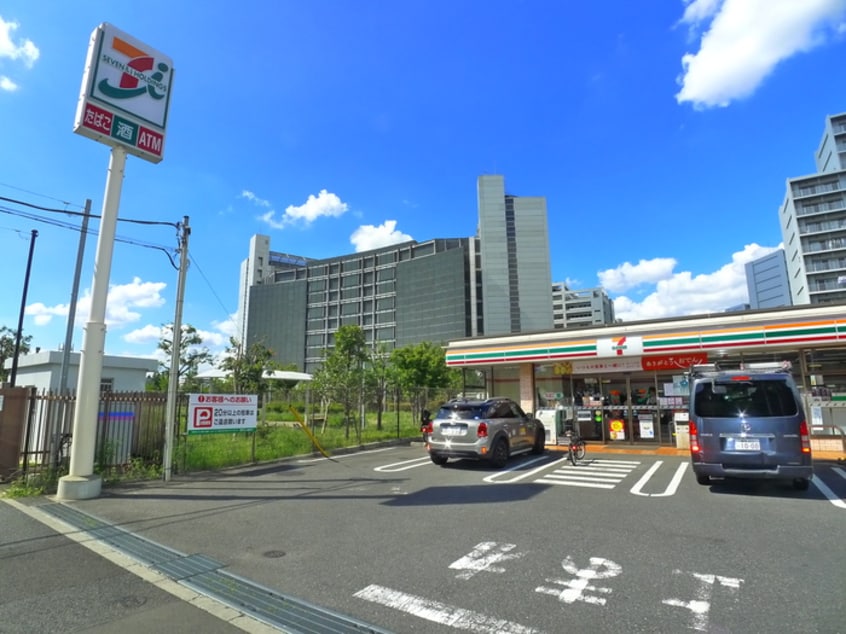 セブン-イレブン葛飾小菅一丁目店(コンビニ)まで350m 小菅レジデンス