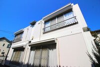 エバン・エゼール