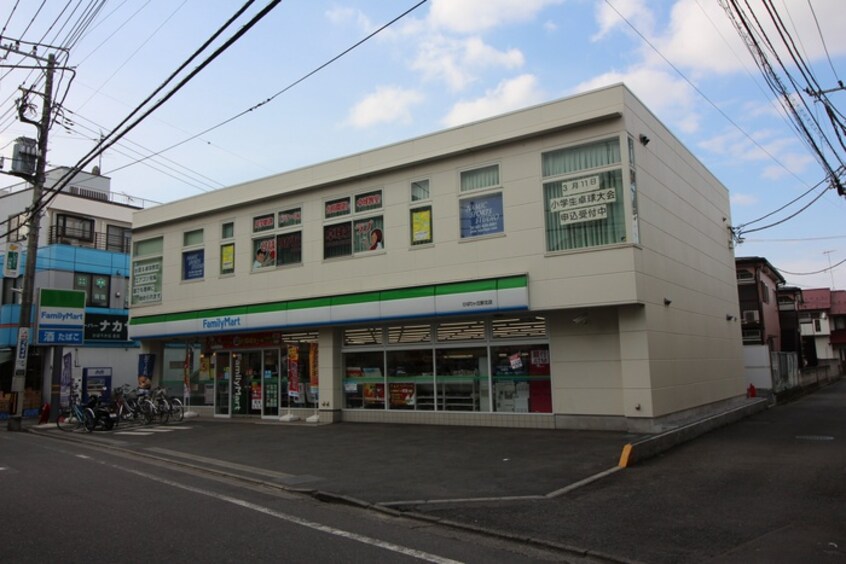 ファミリーマートひばりヶ丘駅北店(コンビニ)まで67m メイハイムひばりヶ丘