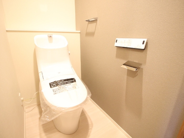 トイレ higashikomatsugawaapartment