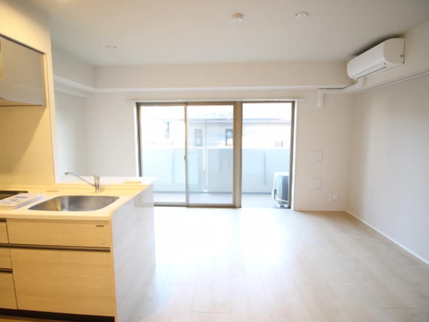 居室 higashikomatsugawaapartment