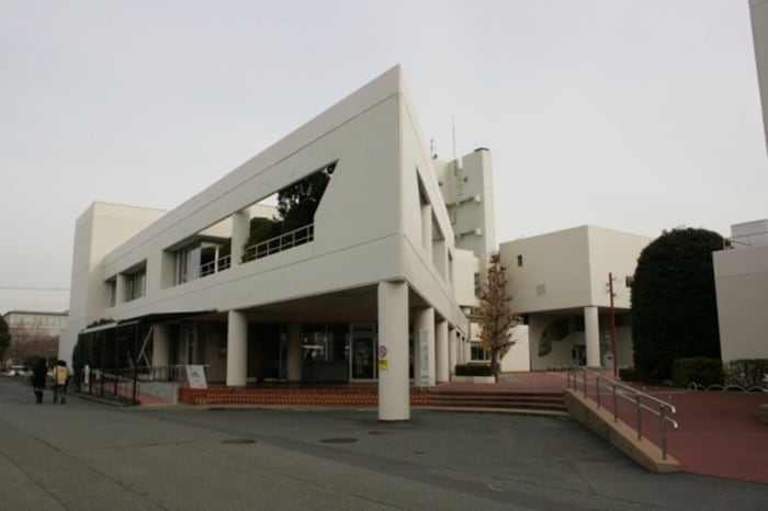 寒川町役場(役所)まで1200m ウイングコート