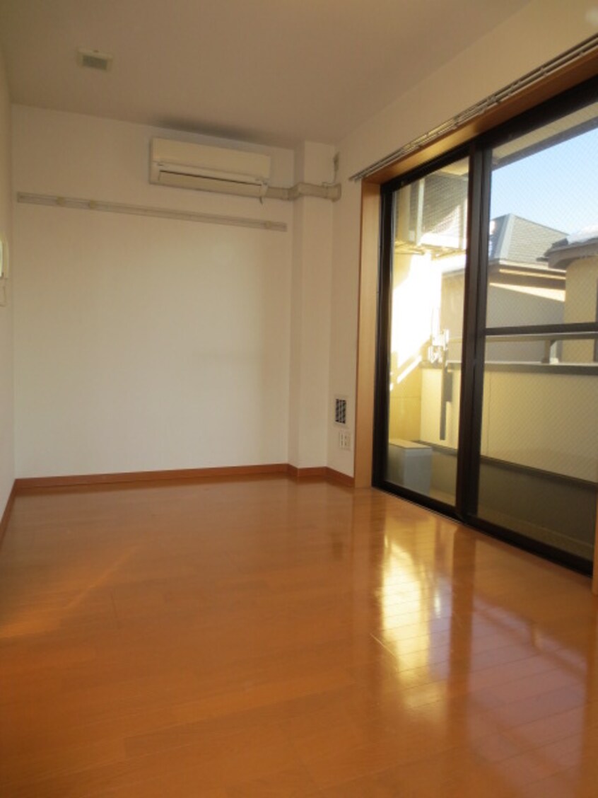 室内からの展望 G.M.Court