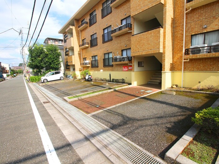 駐車場 アメニティーふじみ野