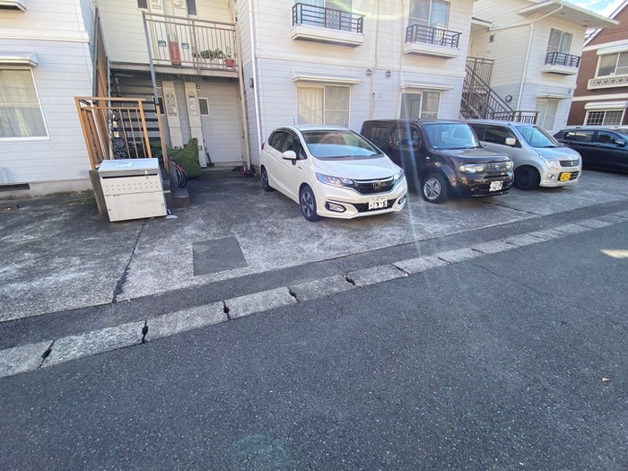駐車場 コト－シェ－ン